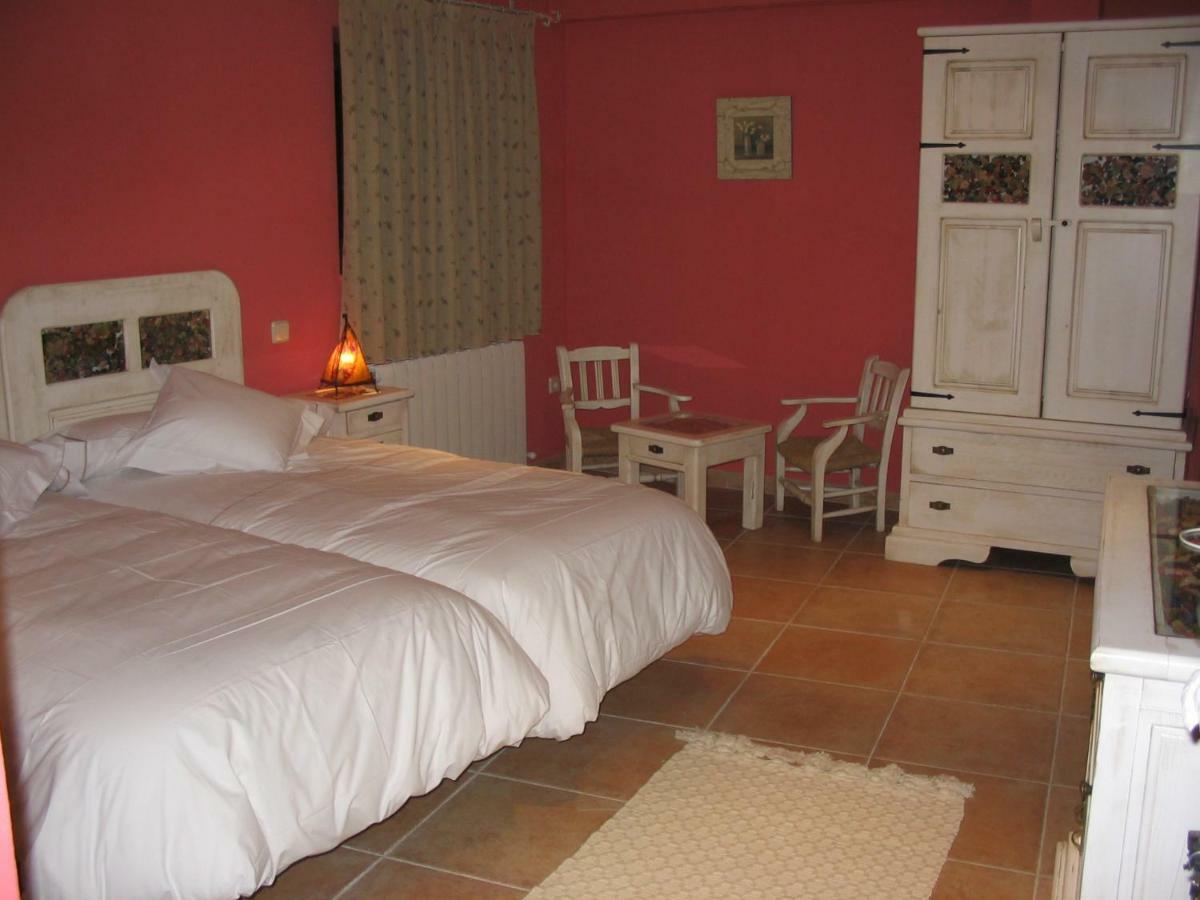 Hotel Rural Los Frutales เซร์เซดียา ภายนอก รูปภาพ