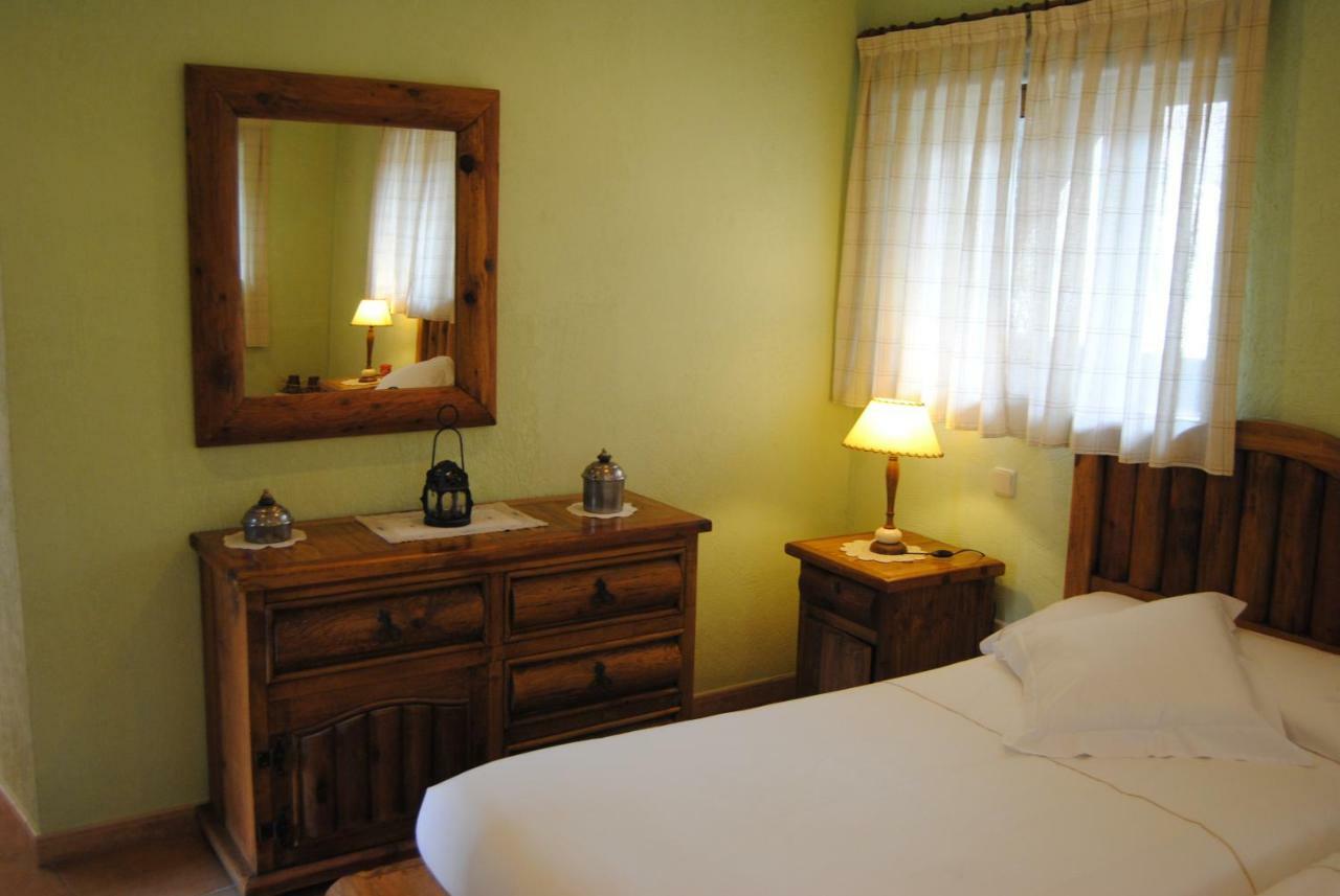 Hotel Rural Los Frutales เซร์เซดียา ภายนอก รูปภาพ