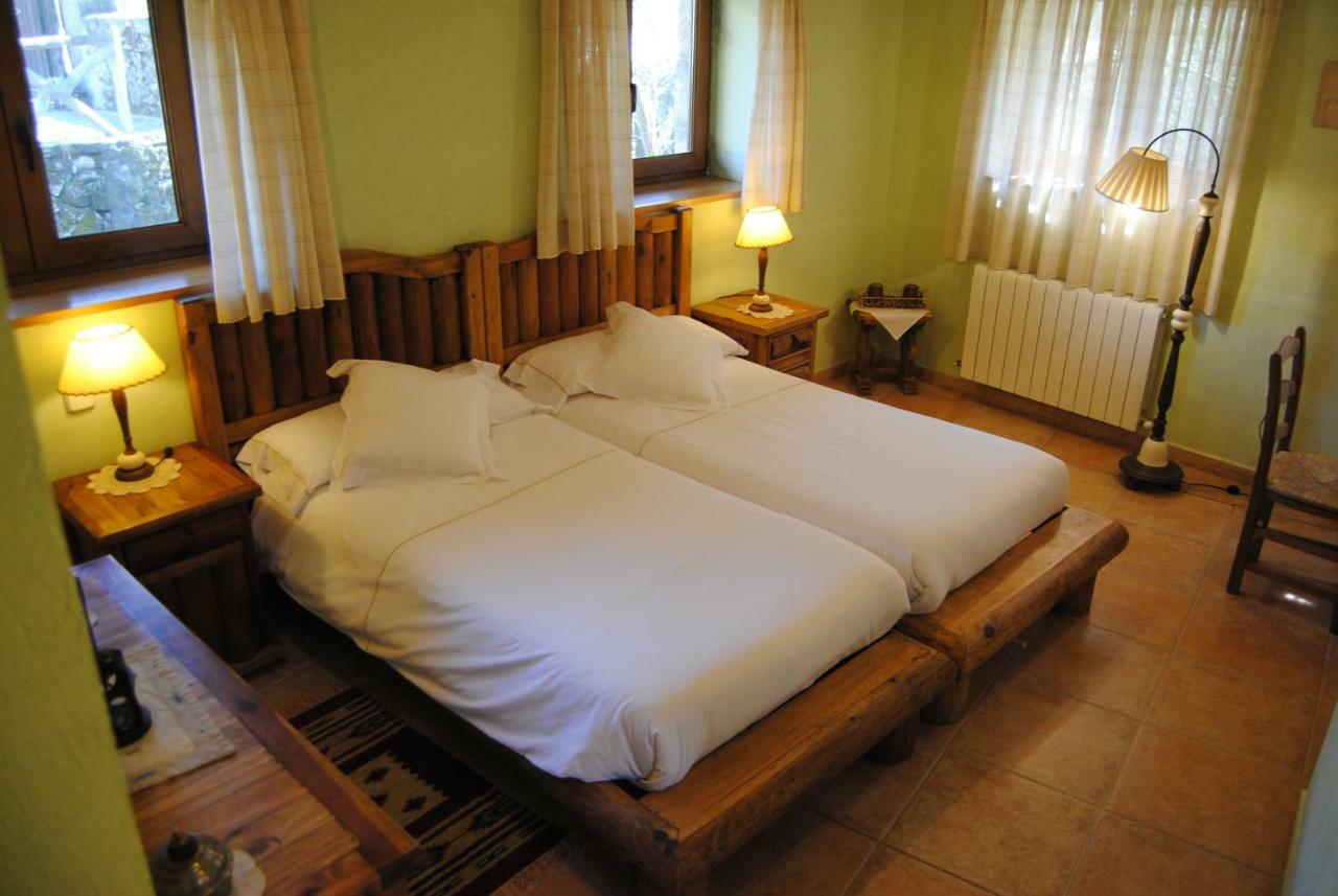 Hotel Rural Los Frutales เซร์เซดียา ภายนอก รูปภาพ