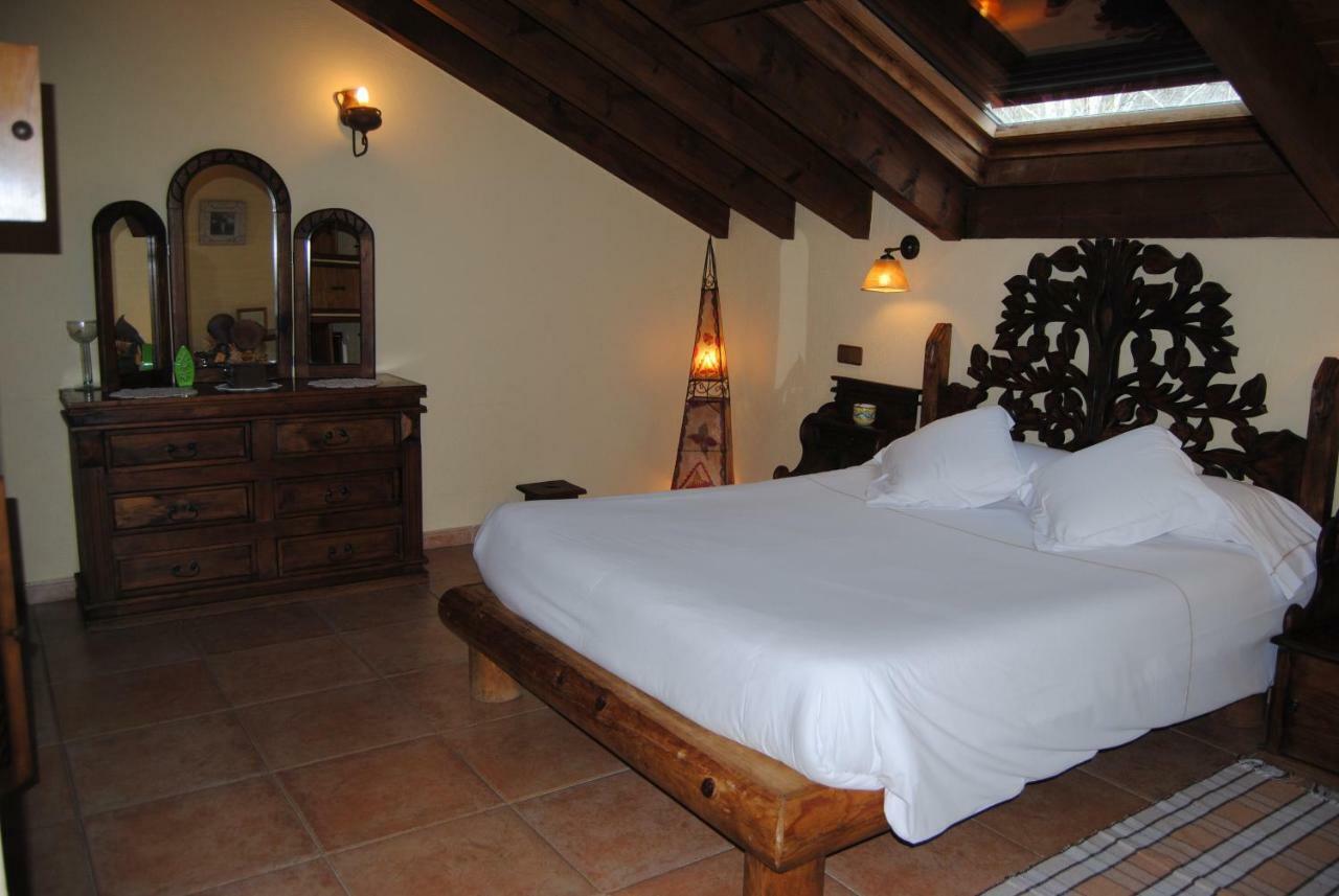 Hotel Rural Los Frutales เซร์เซดียา ภายนอก รูปภาพ